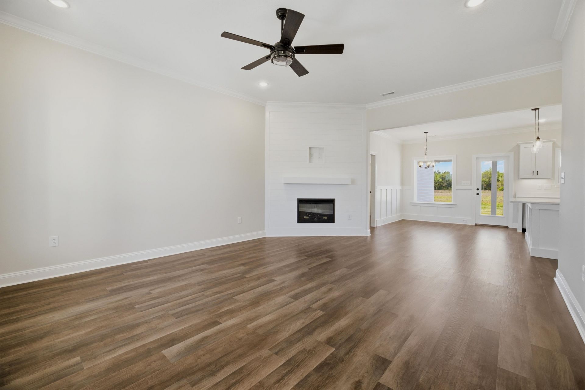 3809 Valley Forge Rd. Photo 2