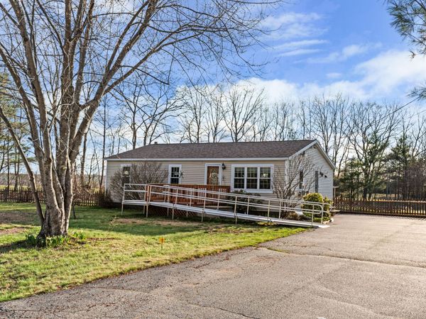 11 Michelle Way , Saco, ME 04072