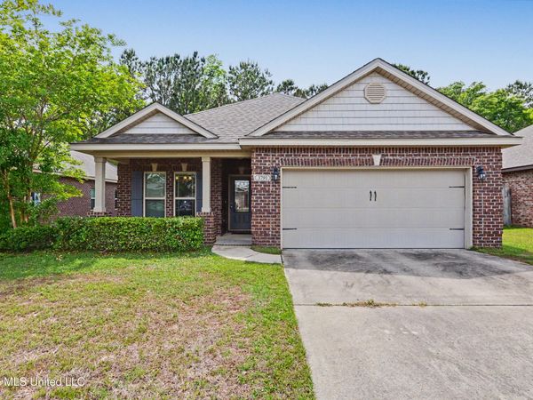 3791 River Trace Drive, D'Iberville, MS 39540