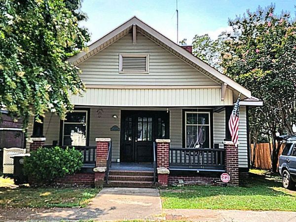 109 Ridge Avenue, Salisbury, NC 28144
