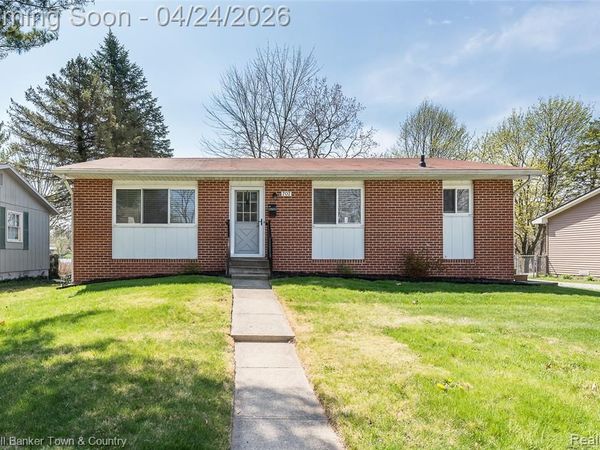 707 Glenwyth Road , Brighton, MI 48116