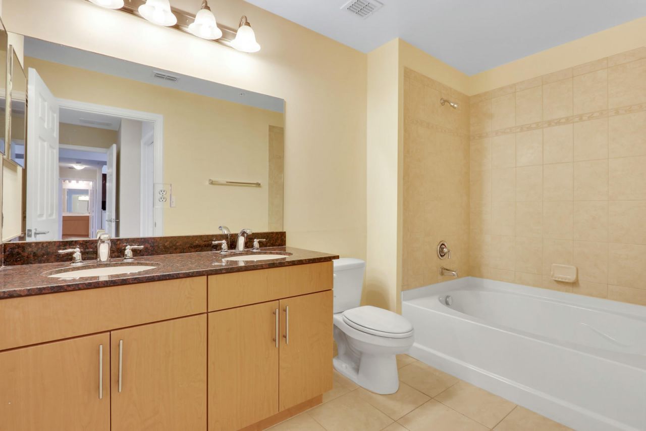 4903 Midtown Lane, Unit 3121, Palm Beach Gardens, FL 33418 Photo