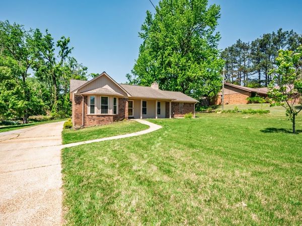122 Hemlock Rd., Batesville, MS 38606