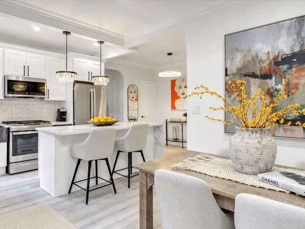 21 Barstow Road, Unit 5C, Great Neck, NY 11021