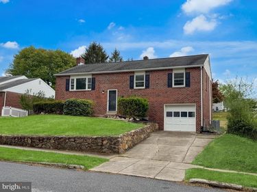 412 CAMELOT DRIVE, BROOKHAVEN, PA 19015