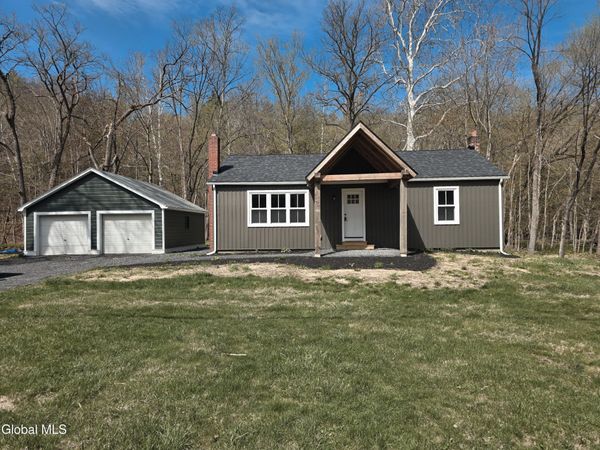 1196 New York 143, Coeymans Hollow, NY 12046