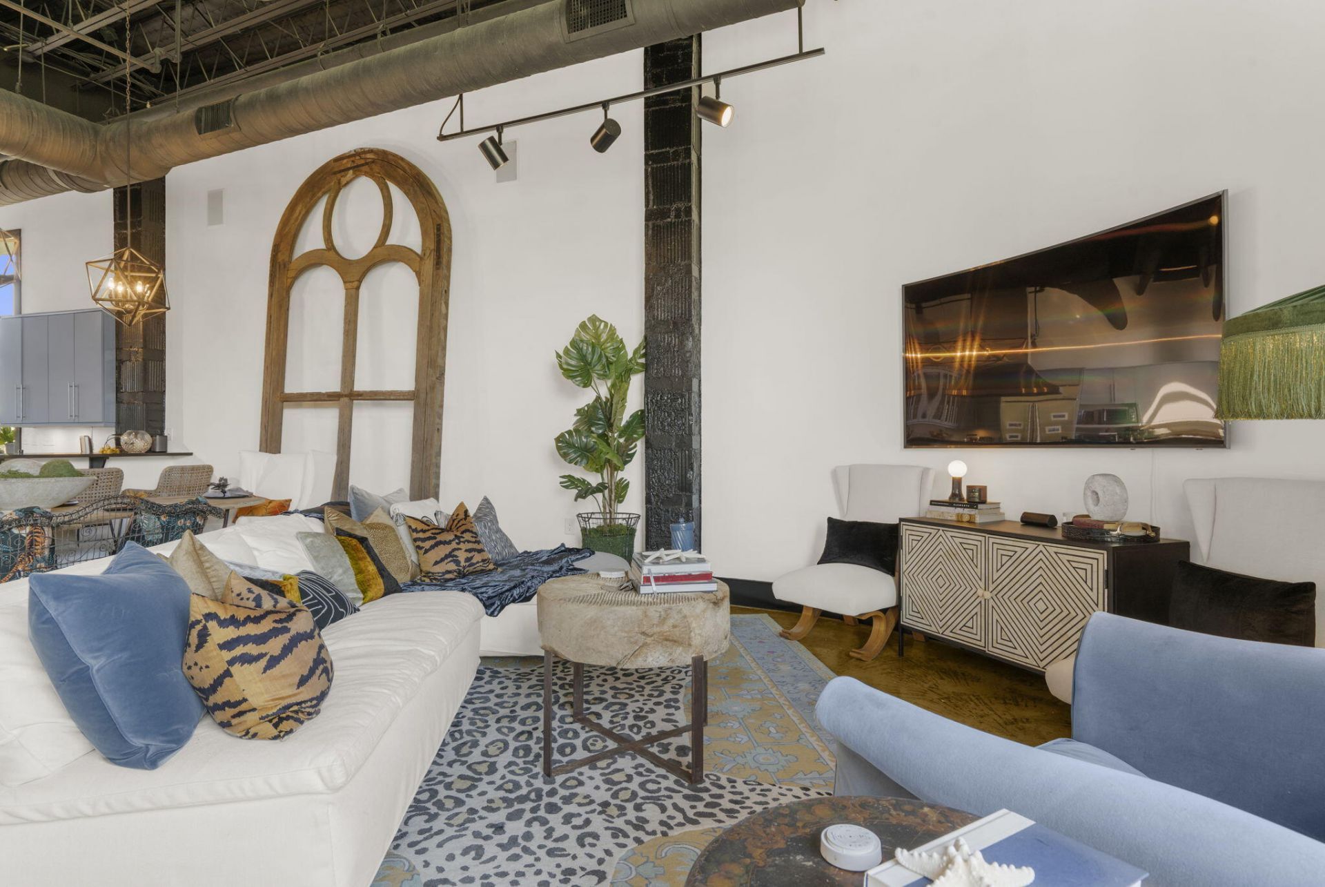 517 King Street Photo 19