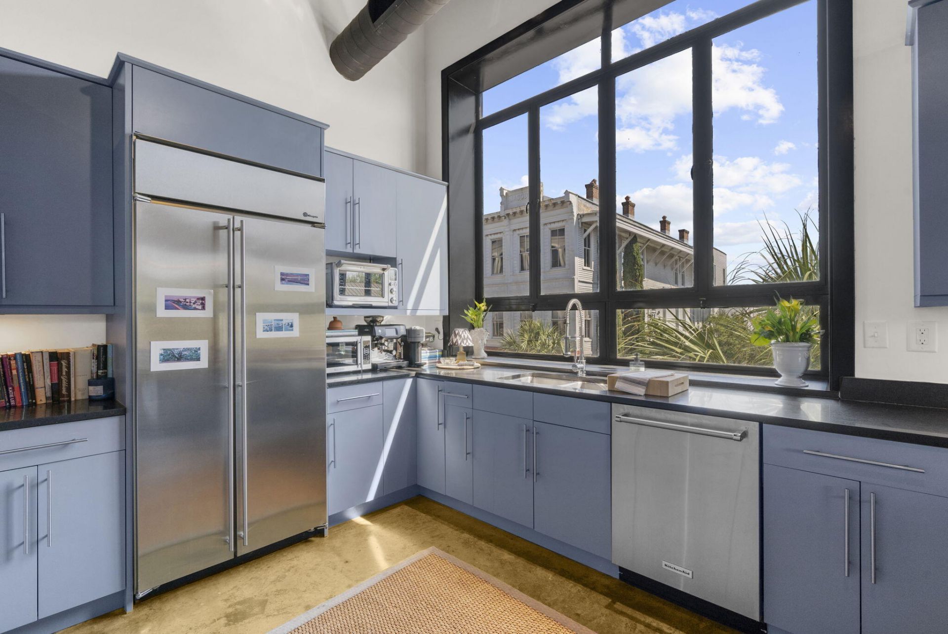 517 King Street Photo 34