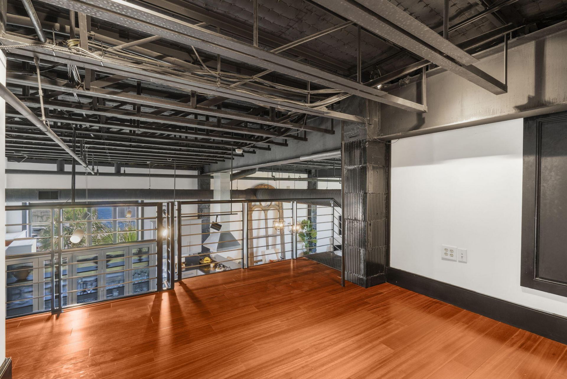 517 King Street Photo 50