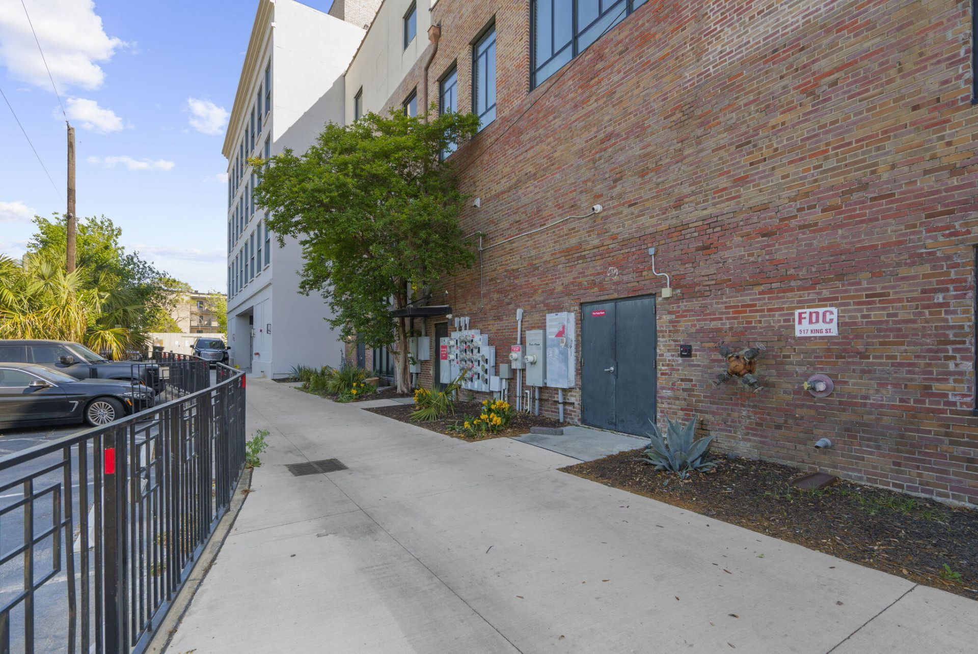 517 King Street Photo 65