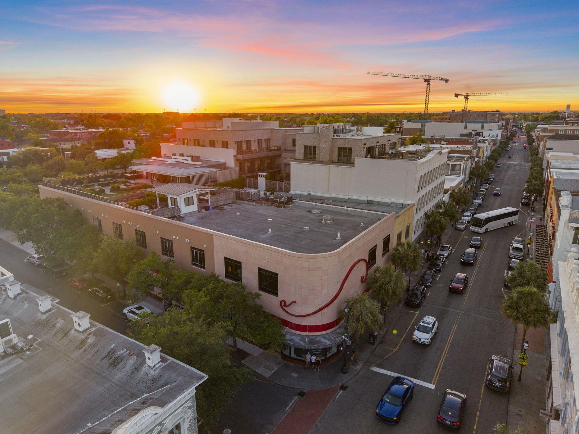 517 King Street Photo 7