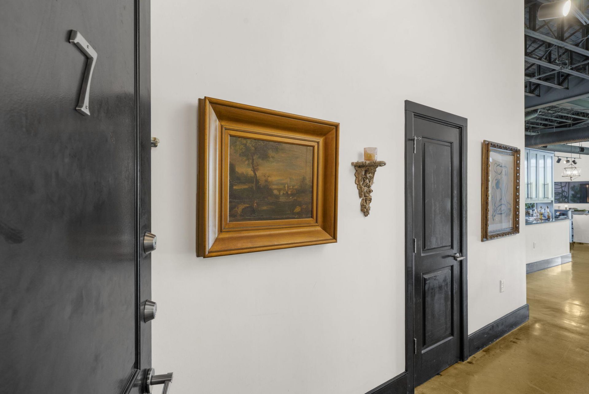 517 King Street Photo 9