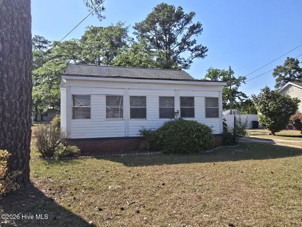 407 Roberdel Road , Rockingham, NC 28379