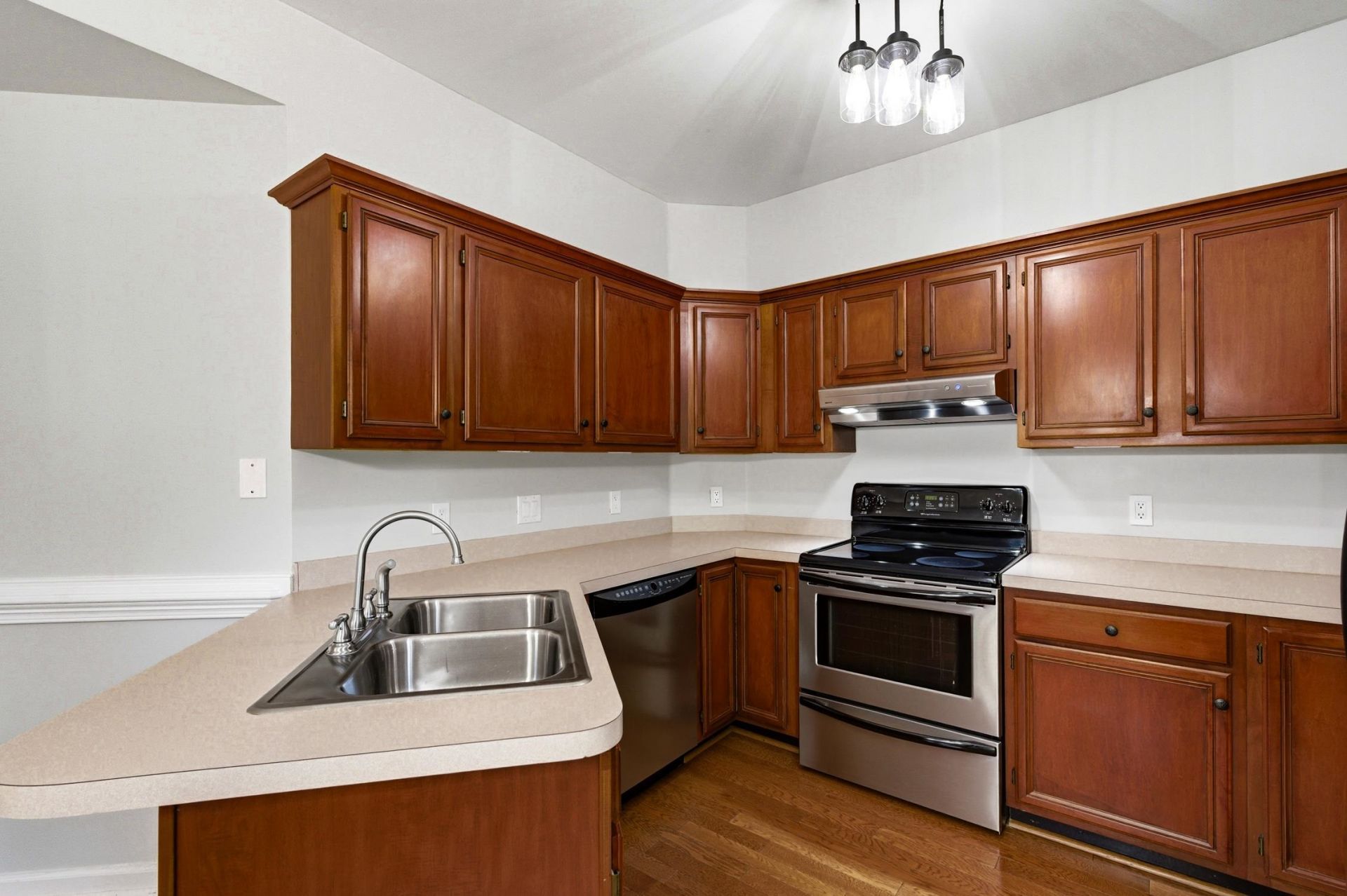 3068 Sweetpine Ln.  Photo 13