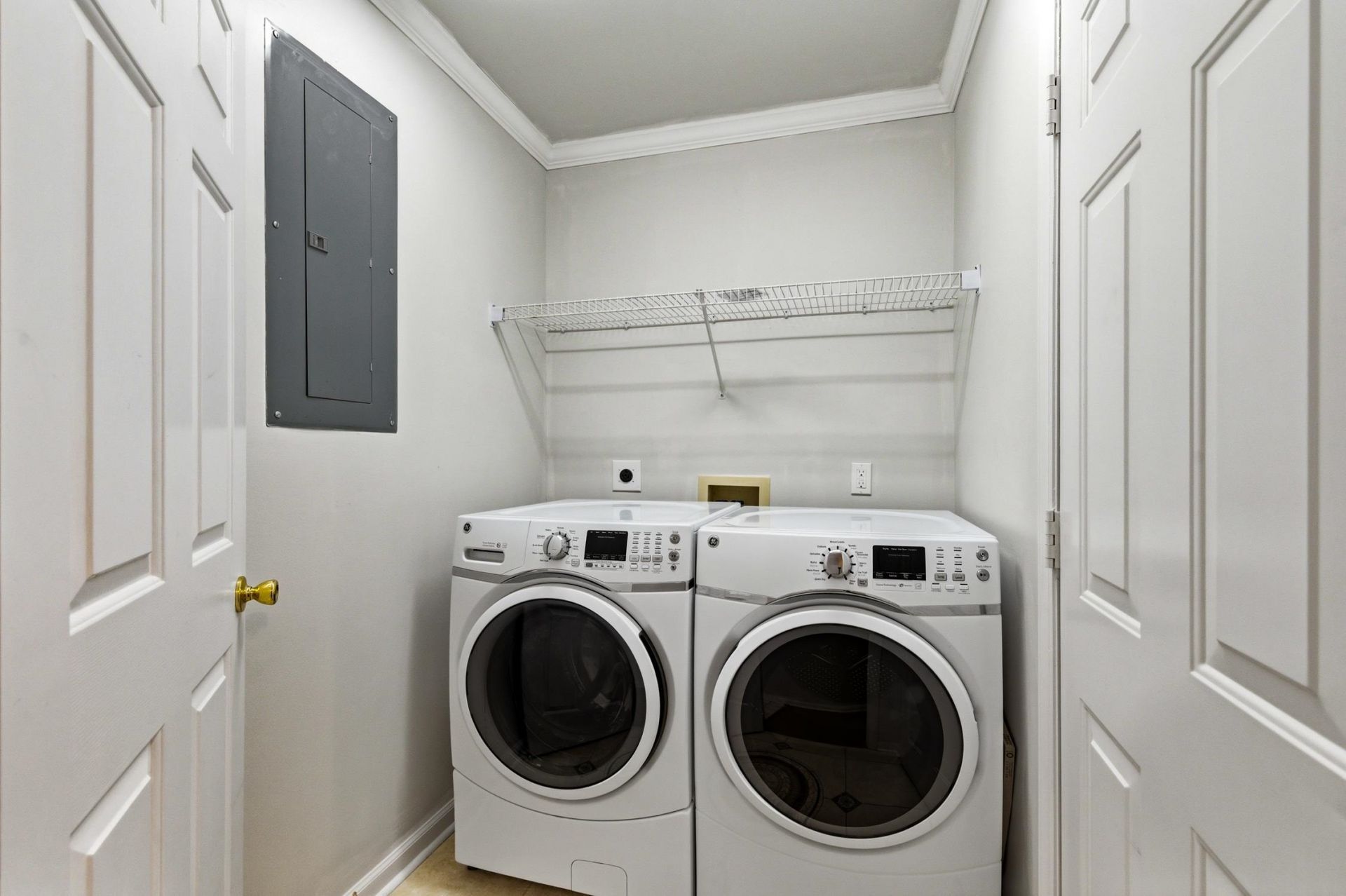 3068 Sweetpine Ln.  Photo 24