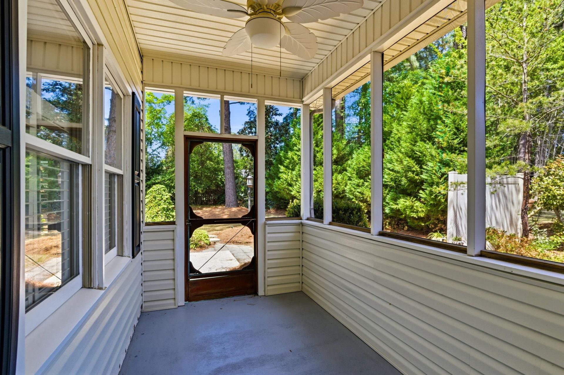 3068 Sweetpine Ln.  Photo 25