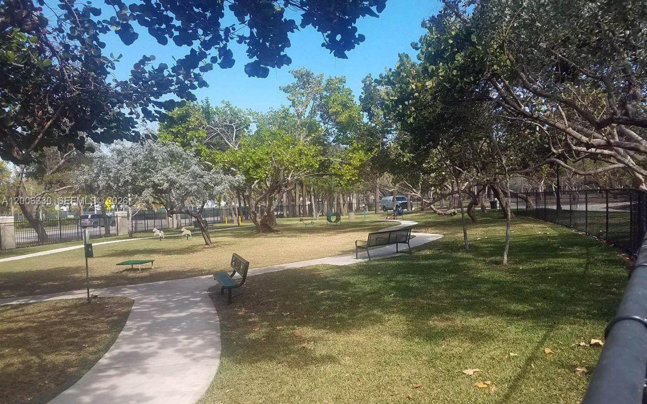 7920 Harding Ave , Unit 9, Miami Beach, FL 33141 Photo