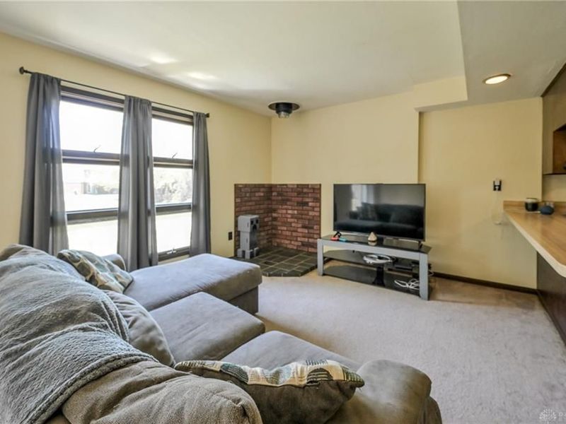 421 E Main Street, Saint Paris, OH 43072 Photo 13