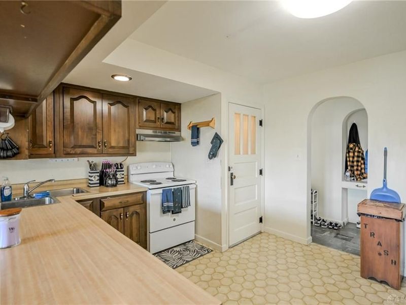 421 E Main Street, Saint Paris, OH 43072 Photo 15