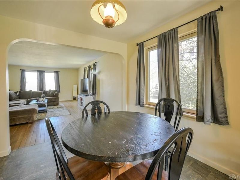 421 E Main Street, Saint Paris, OH 43072 Photo 8