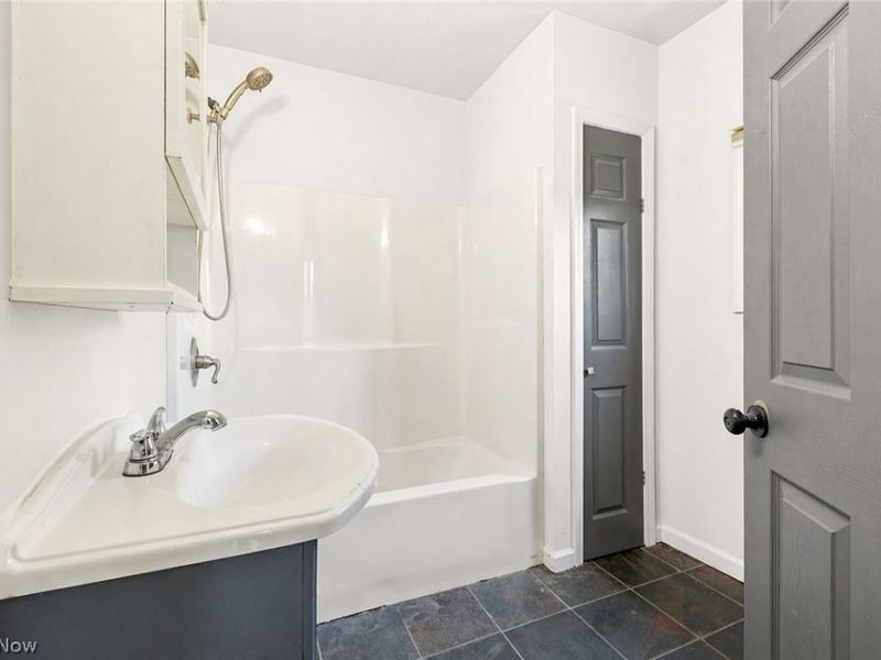 2805 Old Home Road, Akron, OH 44312 Photo 21