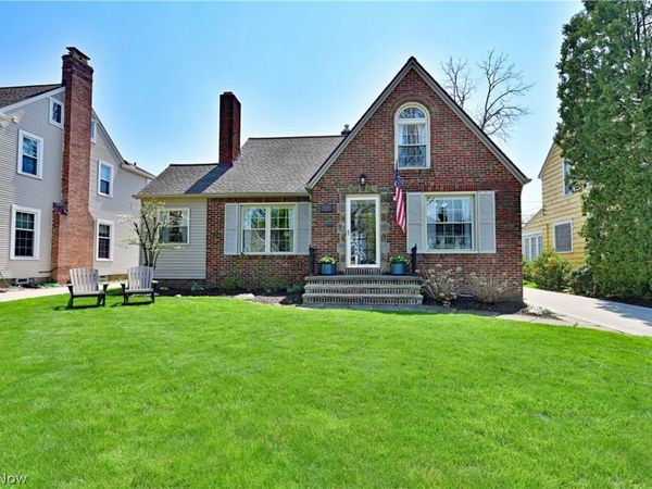 19687 Laurel Avenue, Rocky River, OH 44116