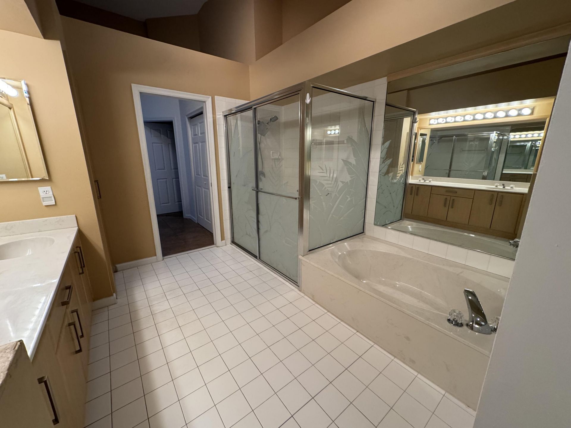 6113 Greenspointe Drive, Unit 10, Boynton Beach, FL 33437 Photo