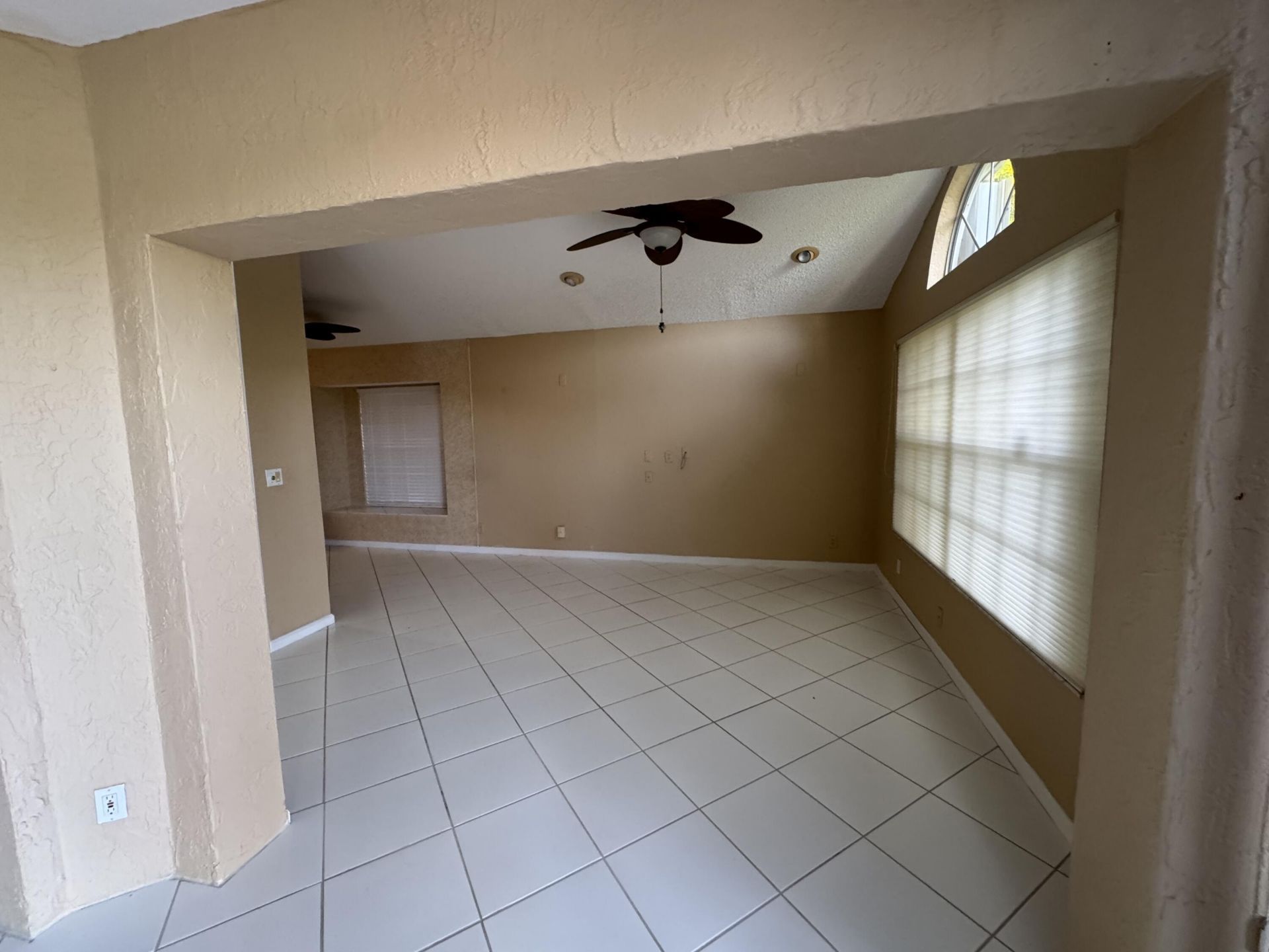 6113 Greenspointe Drive, Unit 10, Boynton Beach, FL 33437 Photo