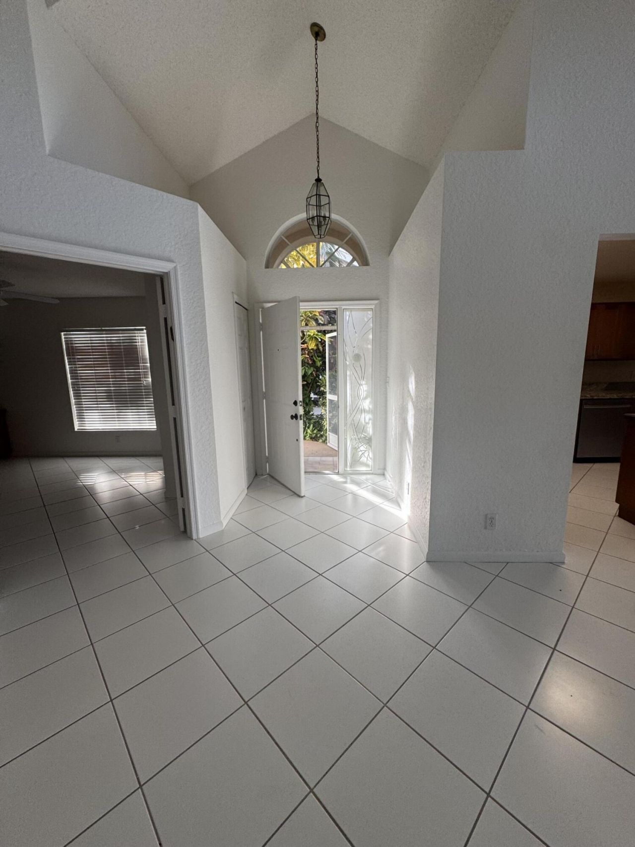 6113 Greenspointe Drive, Unit 10, Boynton Beach, FL 33437 Photo
