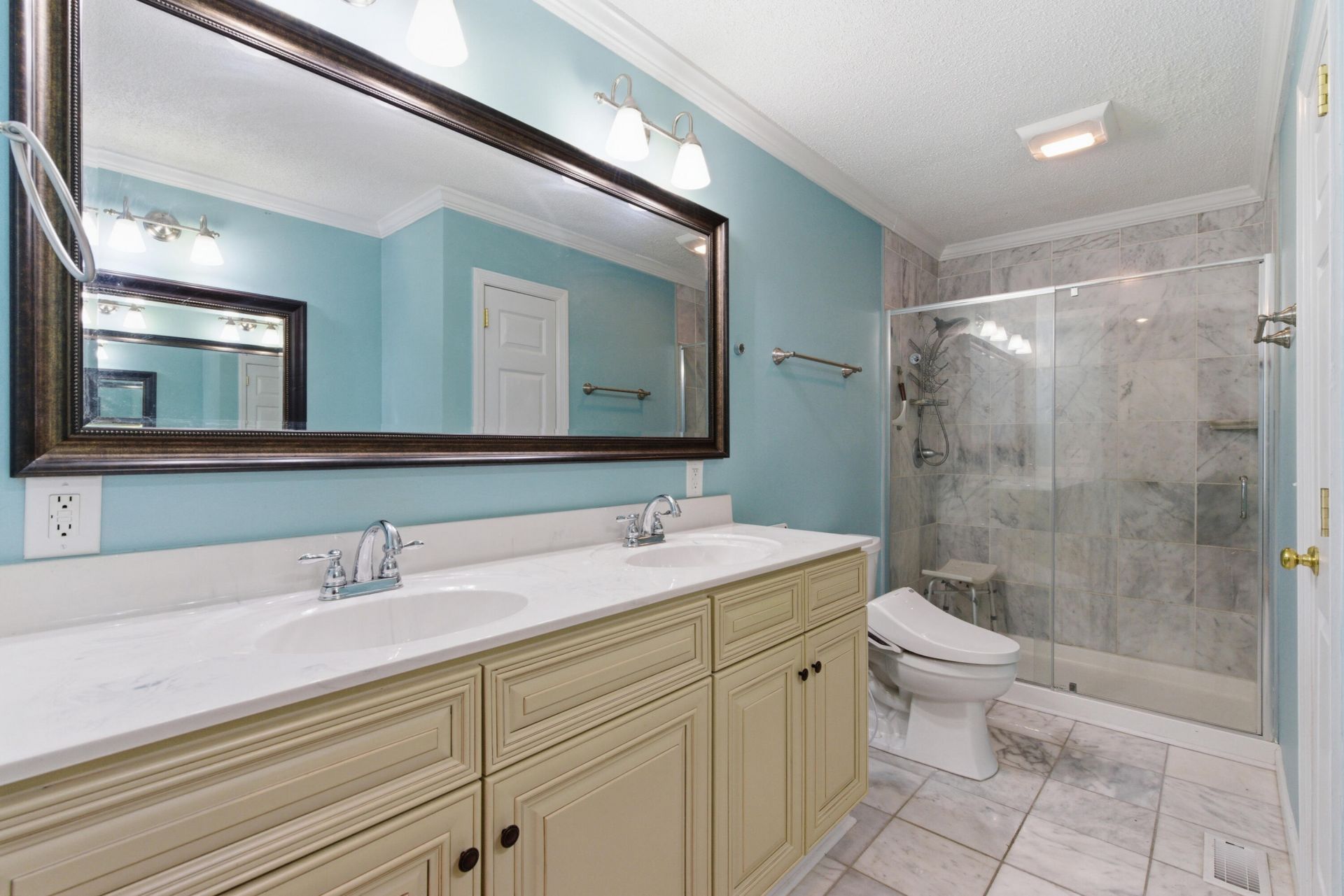 127 Cooper Circle Photo 12