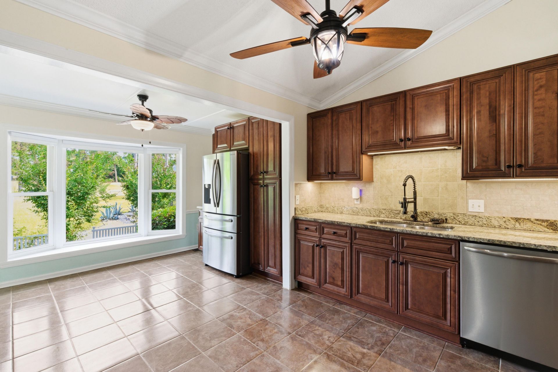 127 Cooper Circle Photo 18