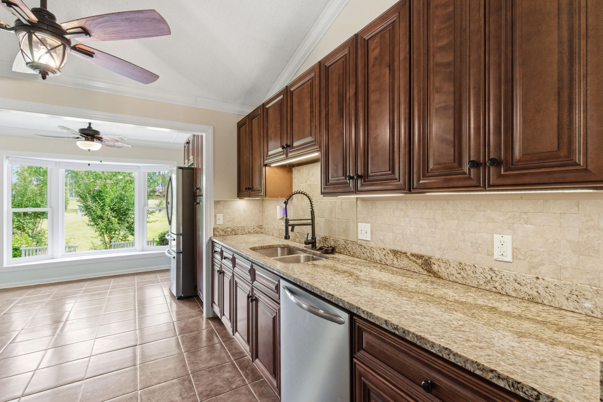127 Cooper Circle Photo 25