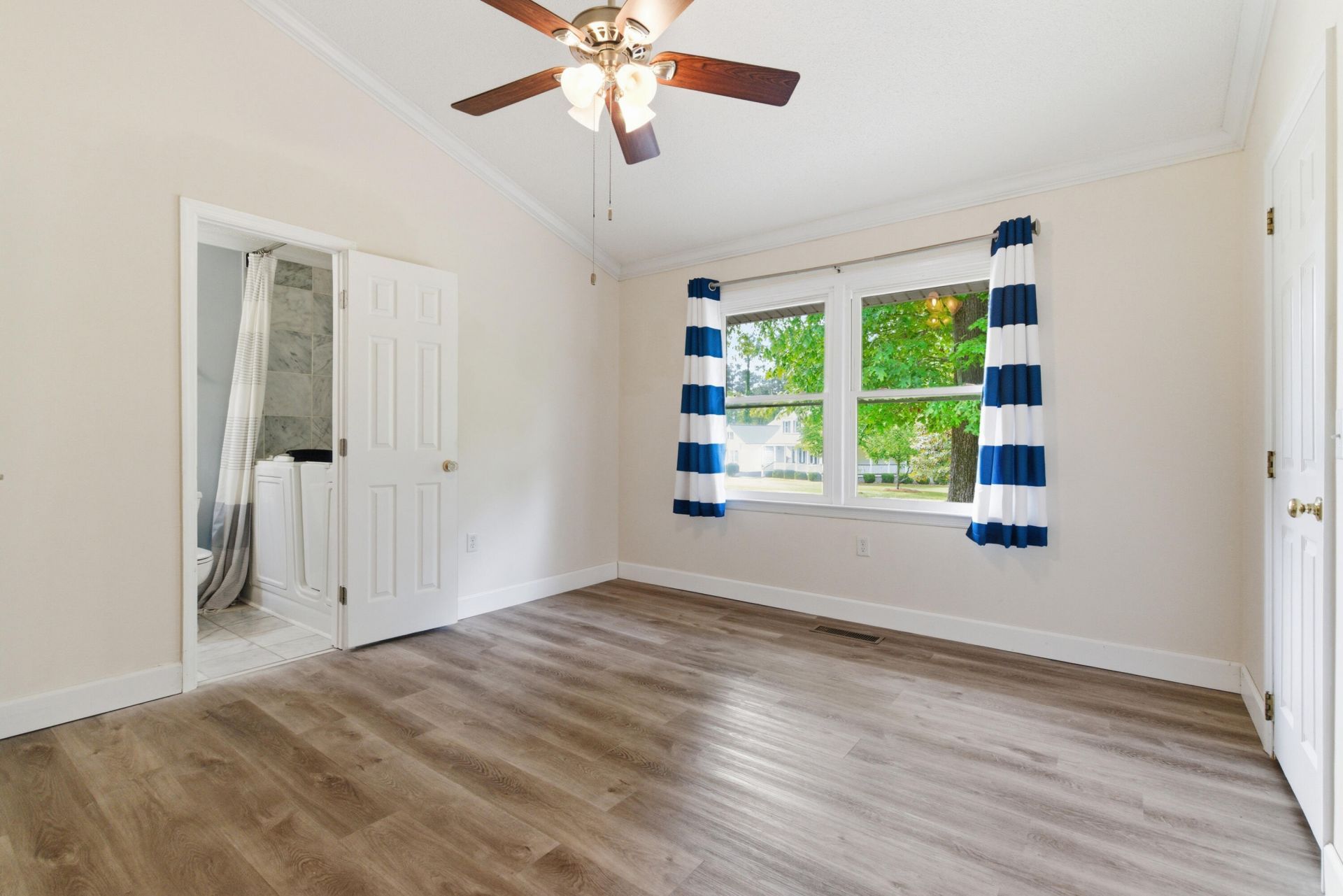 127 Cooper Circle Photo 37