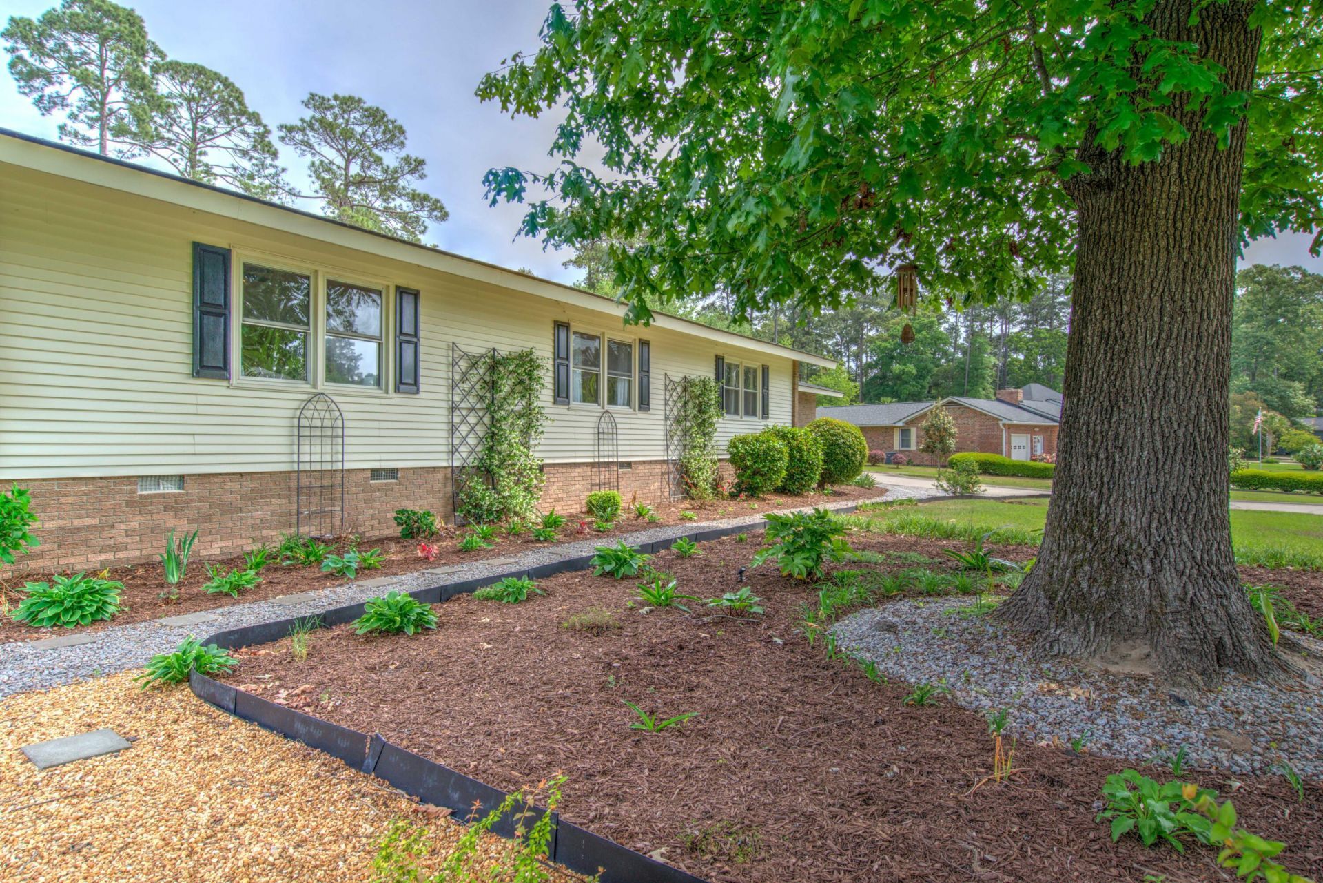 127 Cooper Circle Photo 4