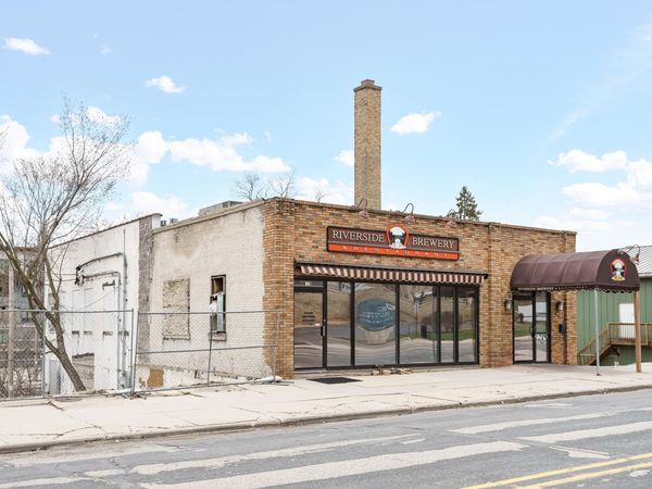 255 S Main St, West Bend, WI 53095