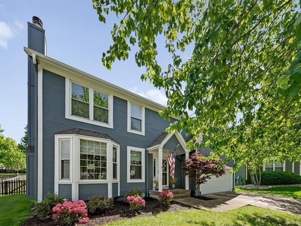 4905 Lone Elm Street, Shawnee, KS 66226