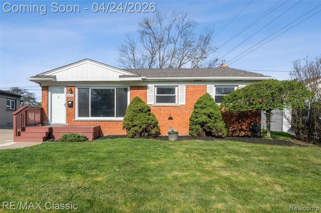 6647 Arcola Street, Garden City, MI 48135 Main Photo