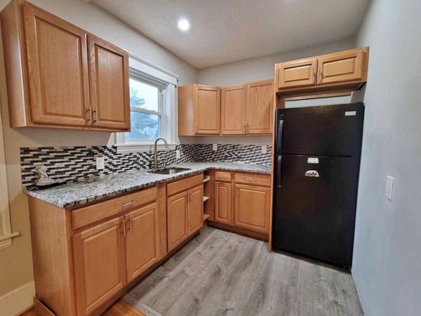 11 Payson St, Unit 3, Worcester, MA 01607