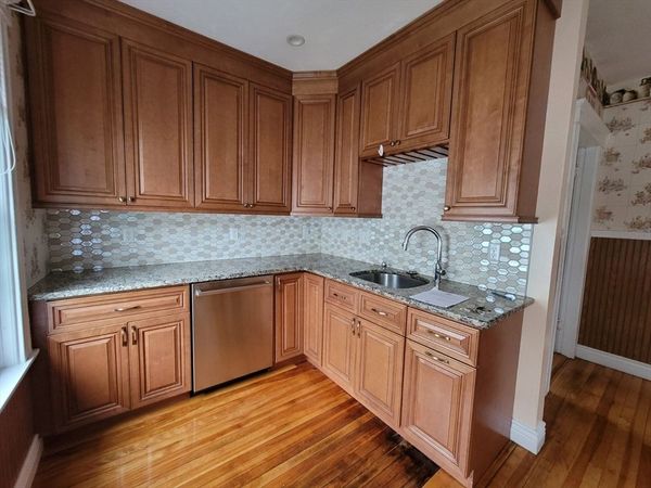 11 Payson St, Unit 1, Worcester, MA 01607