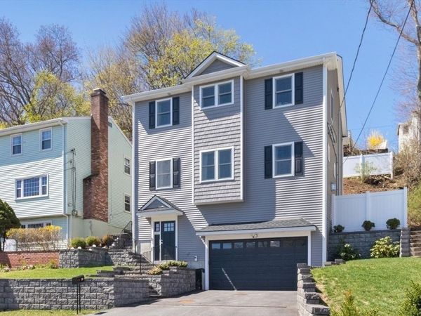 20 College Farm Rd, Waltham, MA 02451