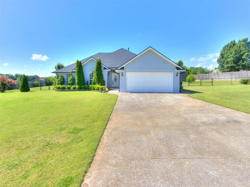 20328 SE 37th Street, Harrah, OK 73045 Main Photo