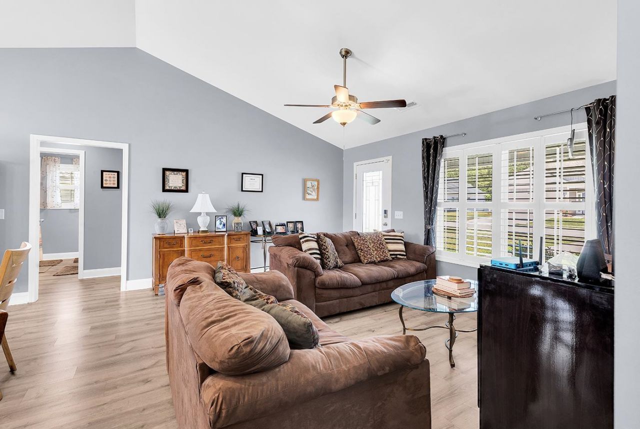 4108 Danby Lane Photo 14