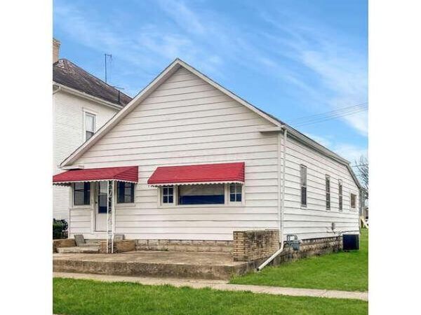 171 Warner Avenue, Logan, OH 43138