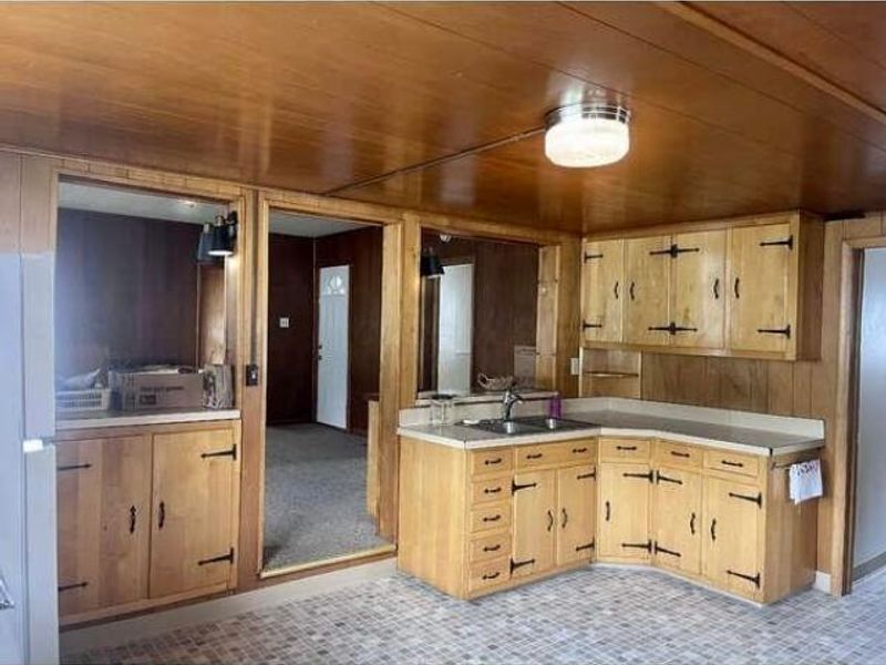 171 Warner Avenue, Logan, OH 43138 Photo 5