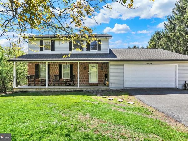 28 GINNA B DRIVE, ROBESONIA, PA 19551