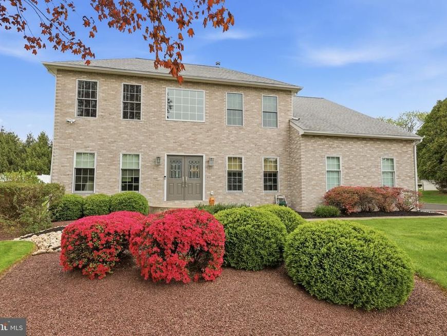 100 Windy Knoll Drive, Richboro, PA 18954 Main Photo