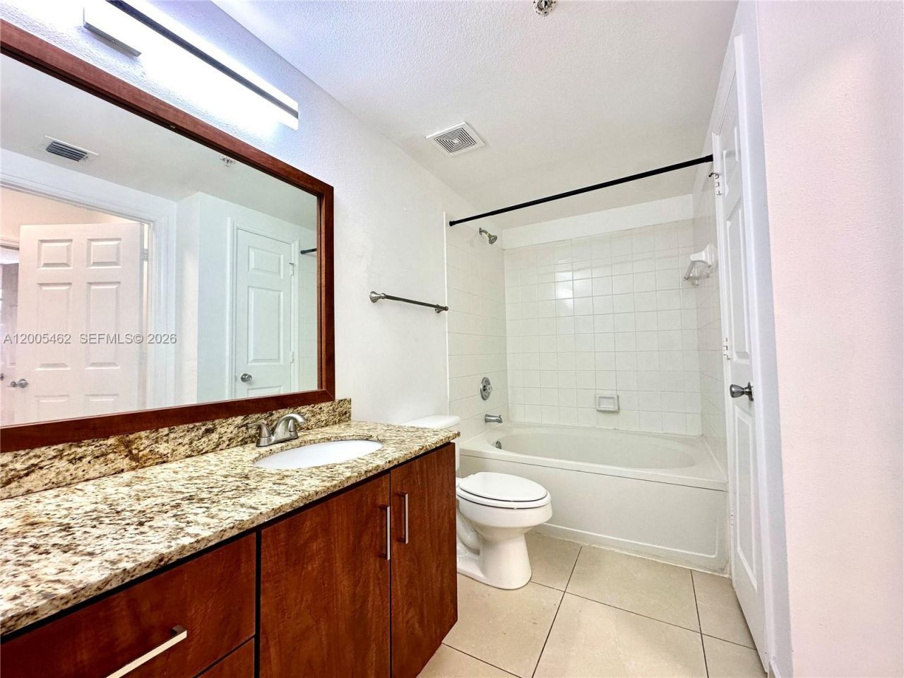 215 SW 117th Ter, Unit 14104, Pembroke Pines, FL 33025 Photo