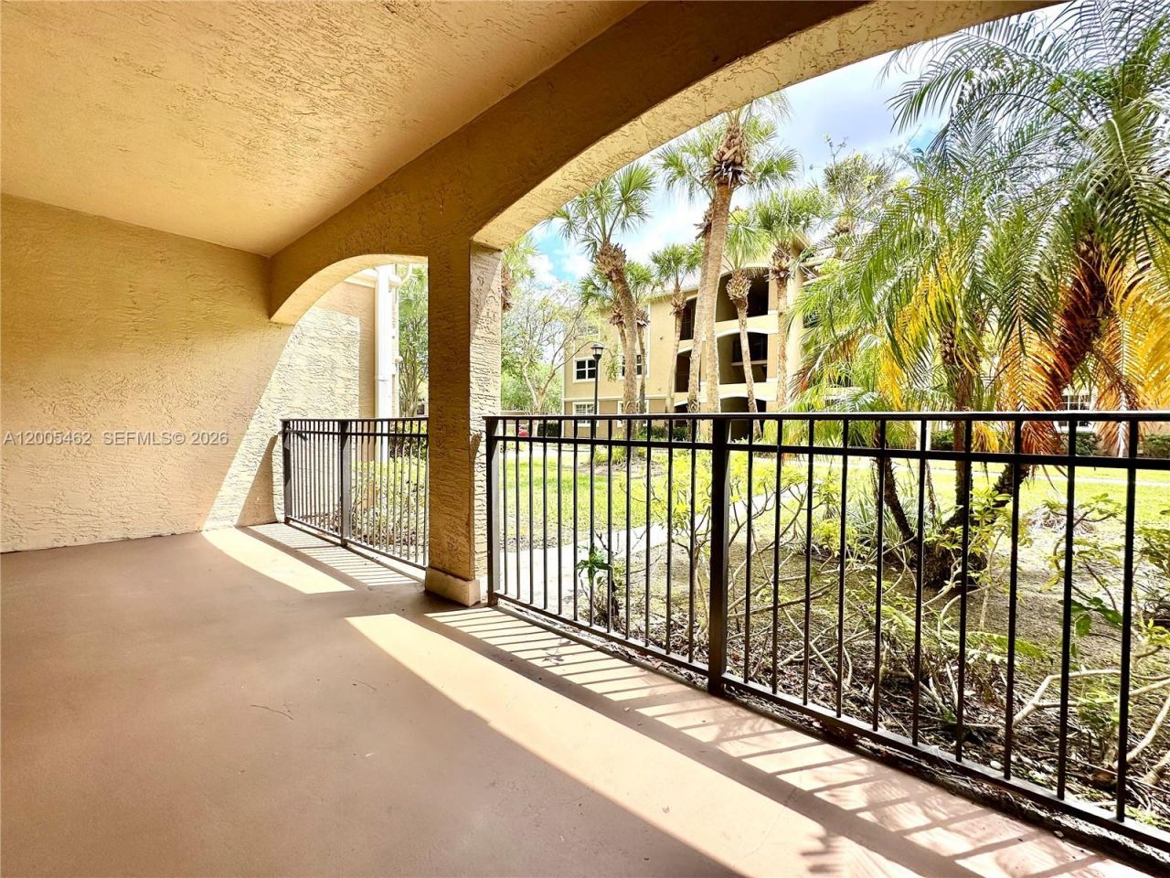 215 SW 117th Ter, Unit 14104, Pembroke Pines, FL 33025 Photo