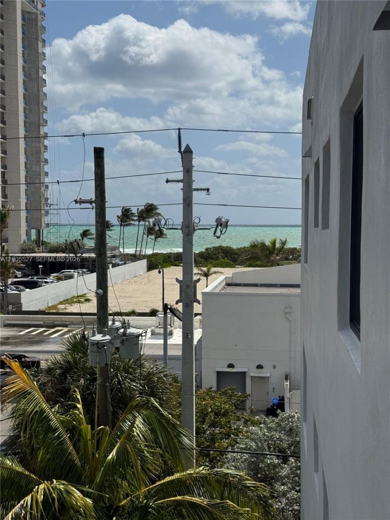6725 Harding Ave , Unit 503, Miami Beach, FL 33141 Photo