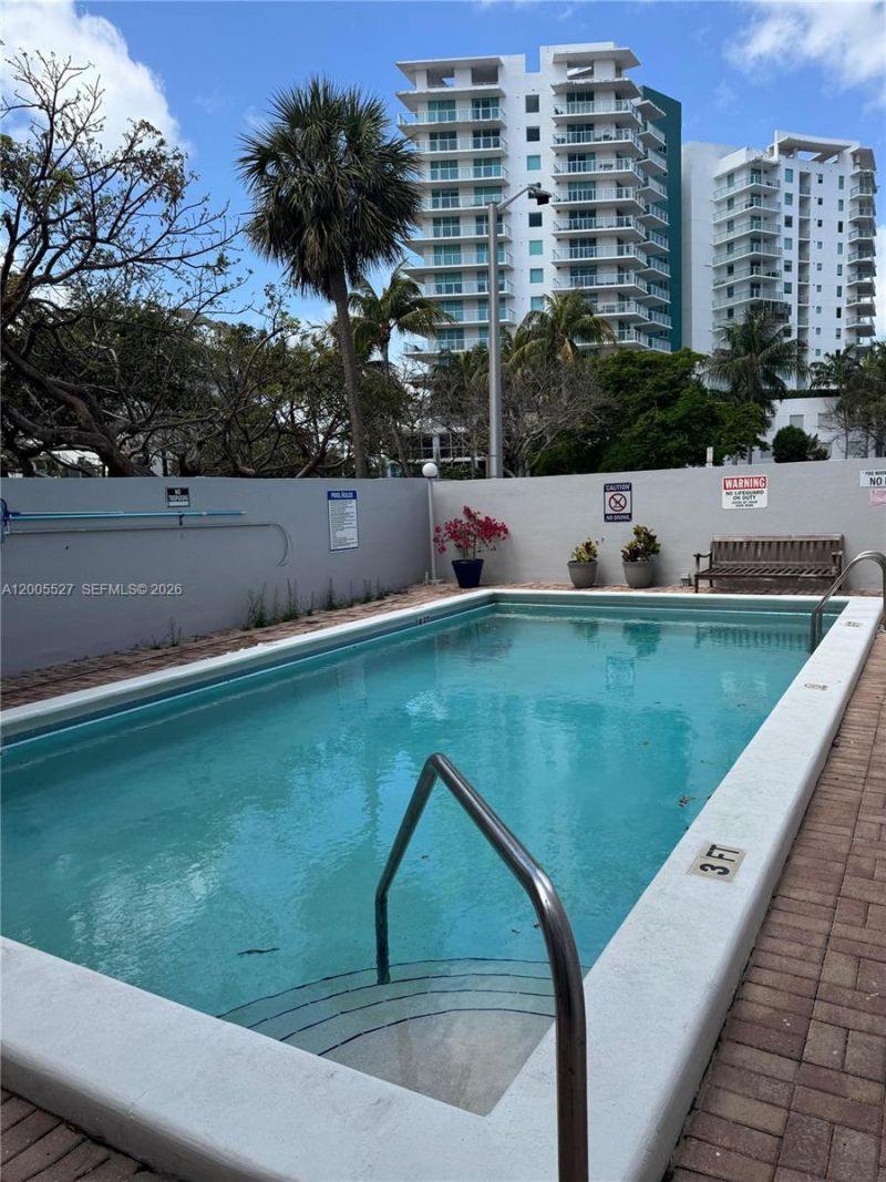 6725 Harding Ave , Unit 503, Miami Beach, FL 33141 Photo